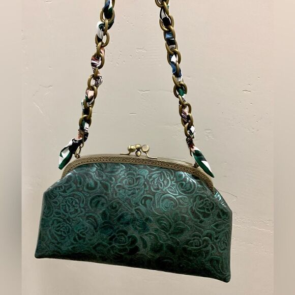 Handsewn Genuine Cowhide Floral Embossed Double Kiss-lock Bag & 2 Chain Styles - Picture 7 of 16